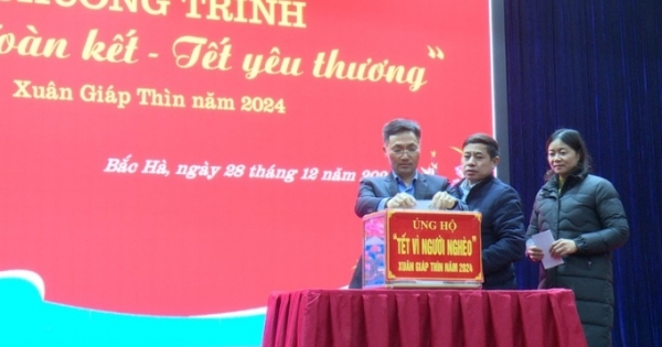Huyện Bắc Hà phát động ủng hộ "Tết vì người nghèo"