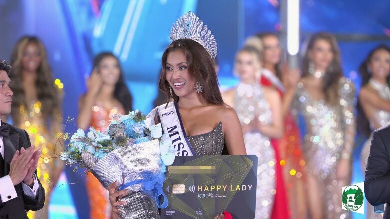 Miss Cosmo 2024: Người đẹp đến từ Indonesia đăng quang ngôi vị cao nhất - Showbiz hôm nay #32