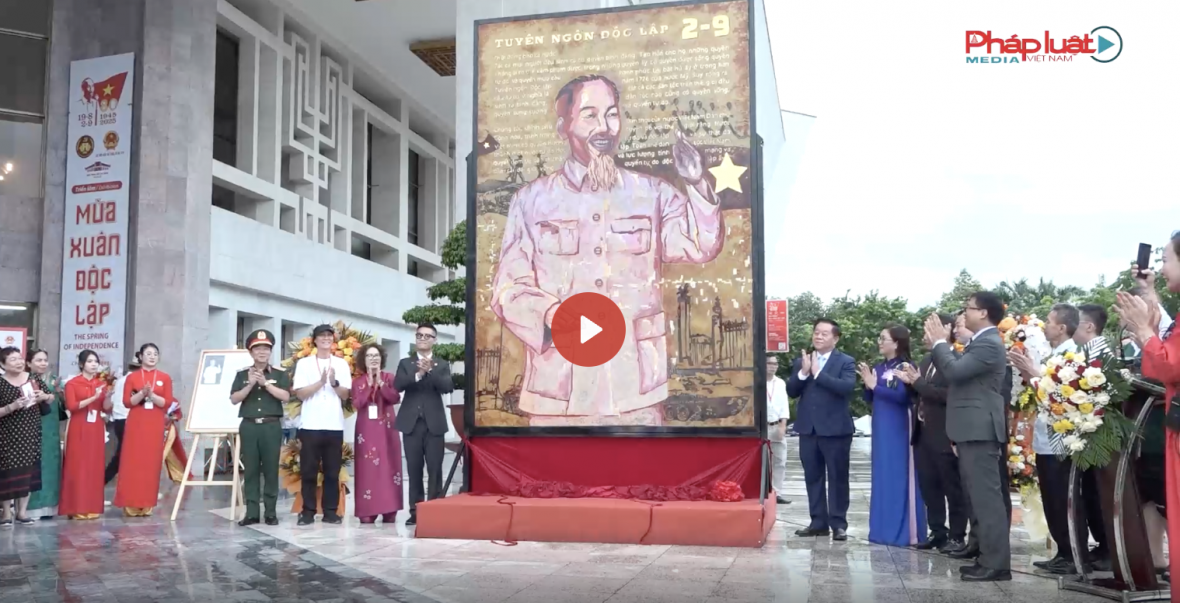 “Mùa xuân Độc lập”: Tình yêu Tổ Quốc qua nét vẽ sơn mài