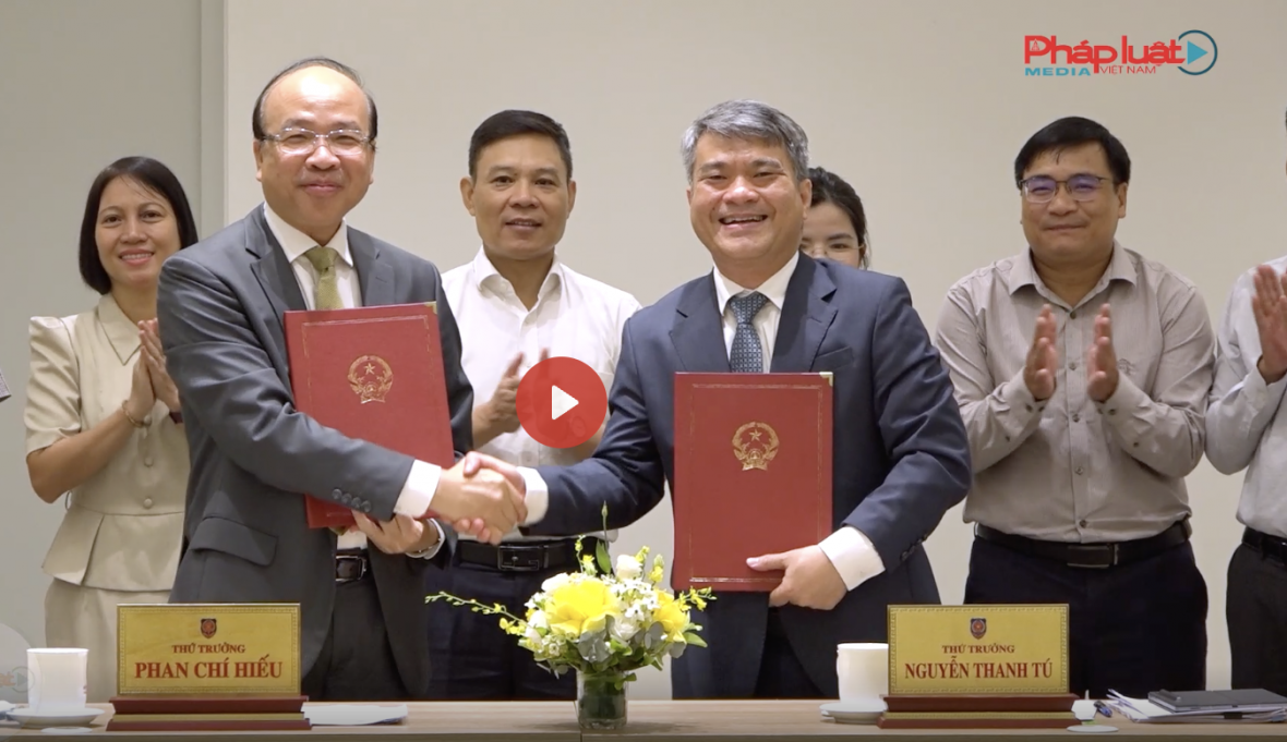 Đoàn kết, trách nhiệm, quyết tâm tháo gỡ khó khăn trong xây dựng pháp luật