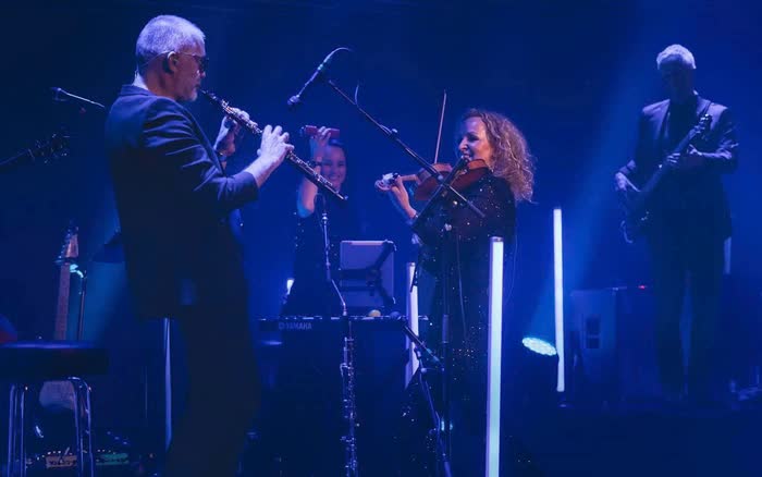 Huyền thoại Secret Garden mang âm nhạc cổ điển tới Việt Nam - Showbiz hôm nay #107