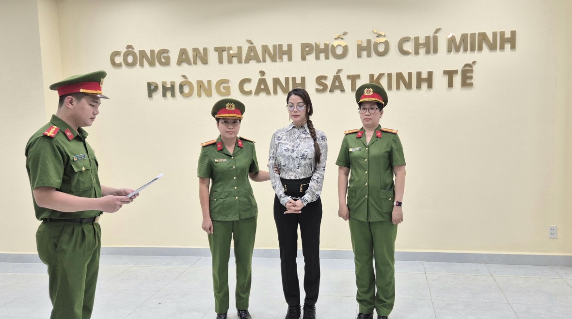 diem tin phap luat 111 cong an tp ho chi minh tien hanh bat tam giam nghe sy truong ngoc anh