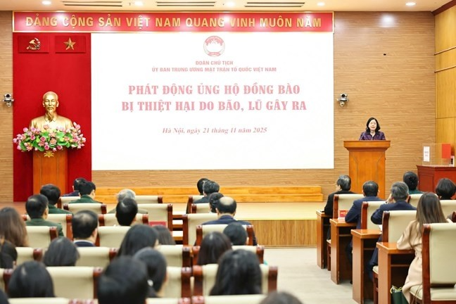 Bản tin tổng hợp 23/11: Phát động “Toàn dân ủng hộ đồng bào miền Trung, Tây Nguyên khắc phục hậu quả mưa lũ”