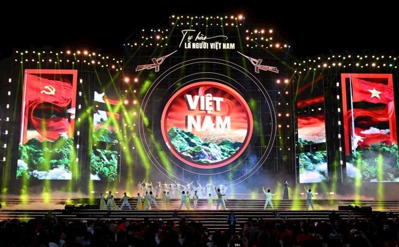 Âm nhạc Việt 2025: Sức mạnh văn hóa và thế hệ mới lên ngôi - Showbiz hôm nay #118