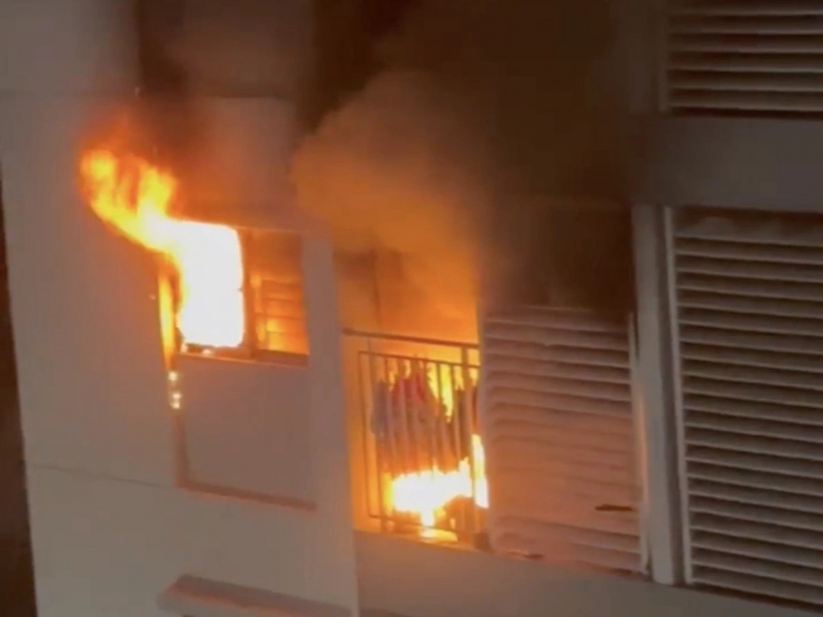 Điểm tin Pháp Luật ngày 24/01: Cháy căn hộ chung cư ở TP.HCM lúc rạng sáng, 3 người nguy kịch do ngạt khói