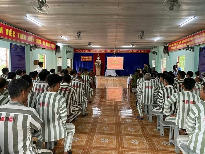 diem tin phap luat ngay 0702 118 pham nhan duoc xet giam thoi han chap hanh an phat tu dot tet nguyen dan 2026