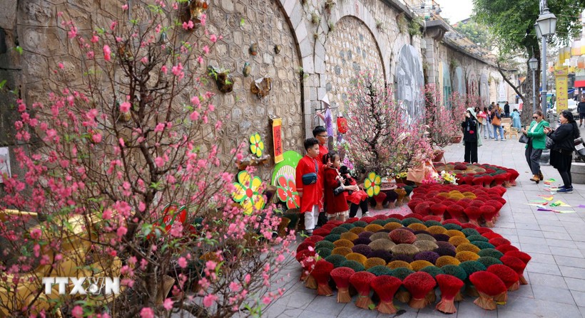 Bản tin tổng hợp 01/03: Bức tranh du lịch Tết tiết lộ sức mạnh từ giá trị văn hóa