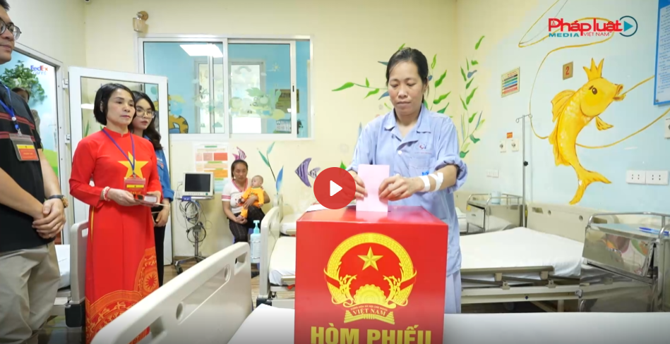 Những lá phiếu “đặc biệt” trong bệnh viện ngày bầu cử